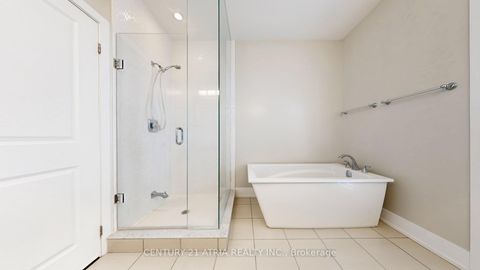 Photo 41 at 15 Thorncrest Drive, Patterson, Vaughan