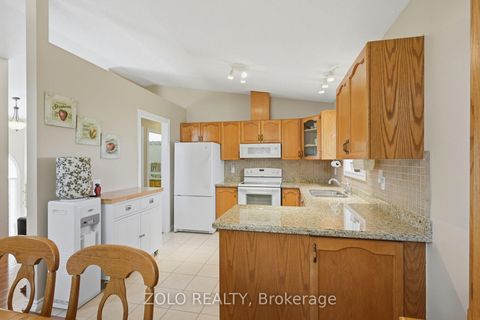 Photo 8 at 30 Sunset Beach Road, Virginia, Georgina