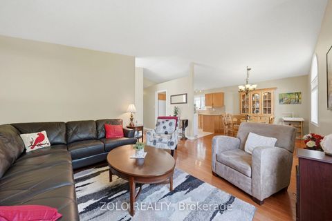 Photo 11 at 30 Sunset Beach Road, Virginia, Georgina