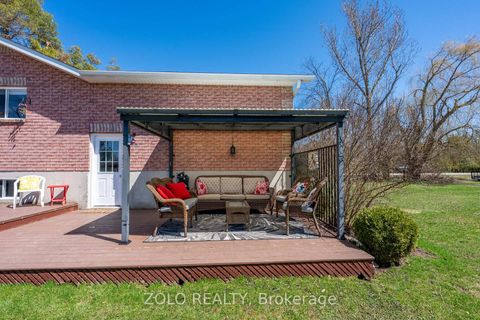 Photo 39 at 30 Sunset Beach Road, Virginia, Georgina