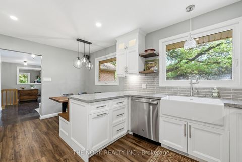 Photo 11 at 77 Cook Drive, Pottageville, King