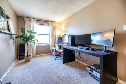 Photo 15 at 976 Southport Drive, Donevan, Oshawa