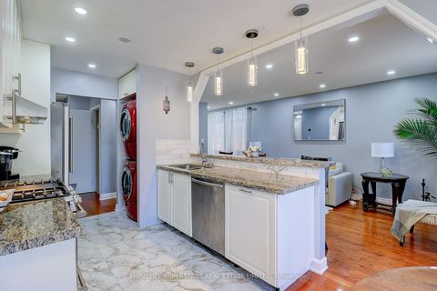 Photo 10 at 191 Wessenger Drive, Holly, Barrie