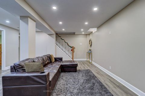 Photo 21 at 191 Wessenger Drive, Holly, Barrie