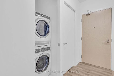 Photo 24 at 6908 - 138 Downes Street, Waterfront Communities C8, Toronto