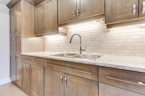 Photo 16 at 301 - 720 YONGE Street E, Painswick South, Barrie