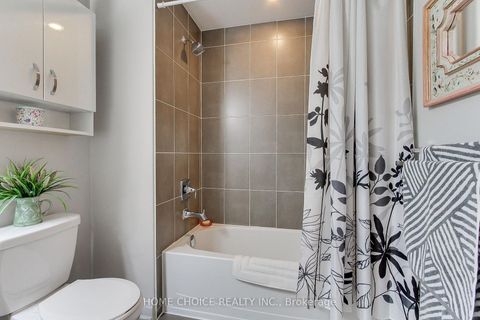 Photo 30 at 301 - 720 YONGE Street E, Painswick South, Barrie