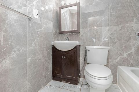 Photo 23 at 30 - 9 Kendleton Drive, Jamestown, Toronto