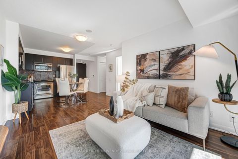 Photo 1 at 605 - 17 Anndale Drive, Willowdale East, Toronto