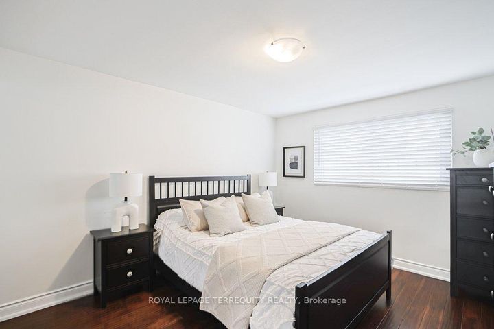 Photo 33 at 43 - 1221 Dundix Road, Applewood, Mississauga