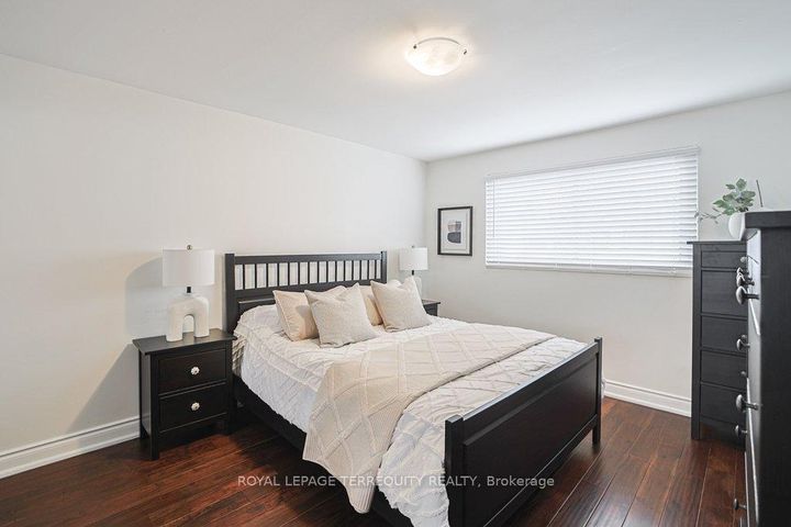 Photo 34 at 43 - 1221 Dundix Road, Applewood, Mississauga