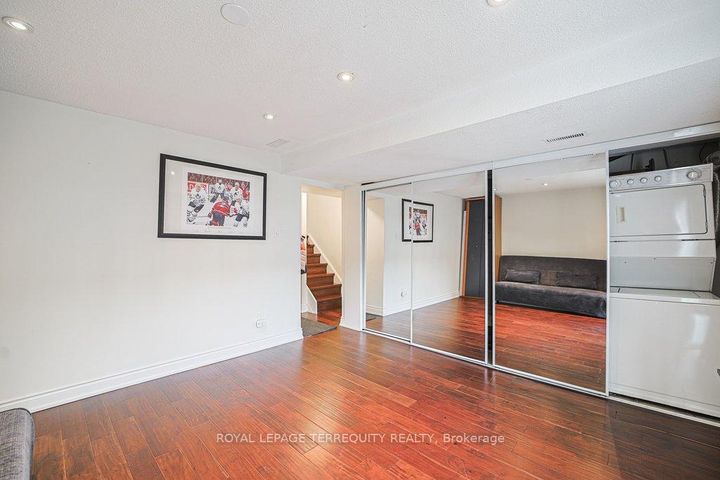 Photo 40 at 43 - 1221 Dundix Road, Applewood, Mississauga