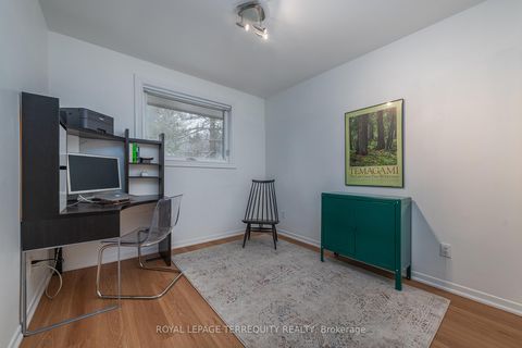 Photo 24 at 6 Earlington Avenue, Kingsway South, Toronto