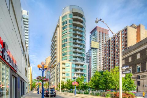 Photo 1 at 1009 - 8 Scollard Street, Annex, Toronto