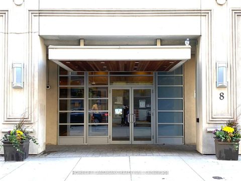 Photo 3 at 1009 - 8 Scollard Street, Annex, Toronto