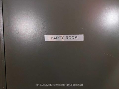 Photo 14 at 1009 - 8 Scollard Street, Annex, Toronto