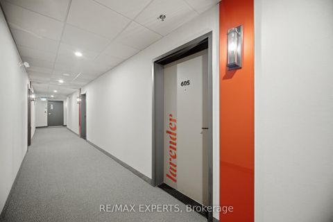 Photo 3 at 605 - 10 Culinary Lane, Rural Barrie Southeast, Barrie