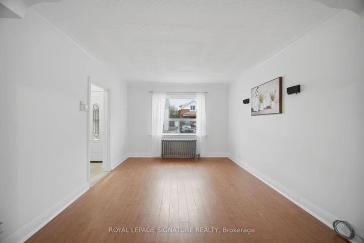 Photo 6 at 77 Ypres Road, Eglinton West, Toronto