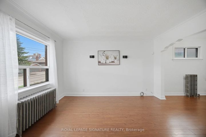 Photo 7 at 77 Ypres Road, Eglinton West, Toronto