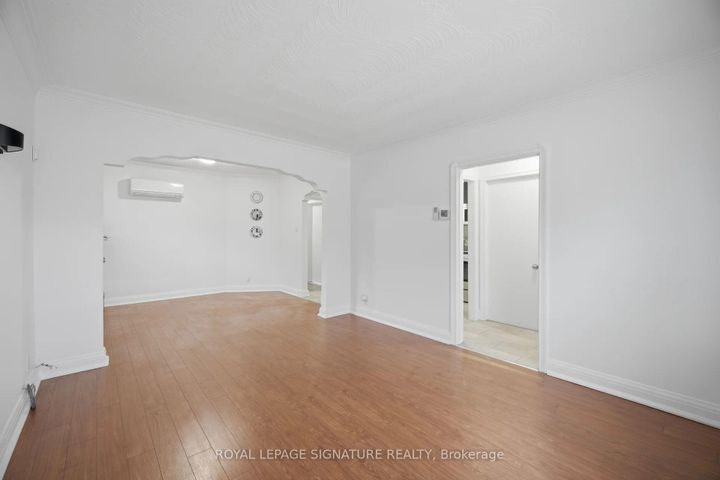 Photo 8 at 77 Ypres Road, Eglinton West, Toronto