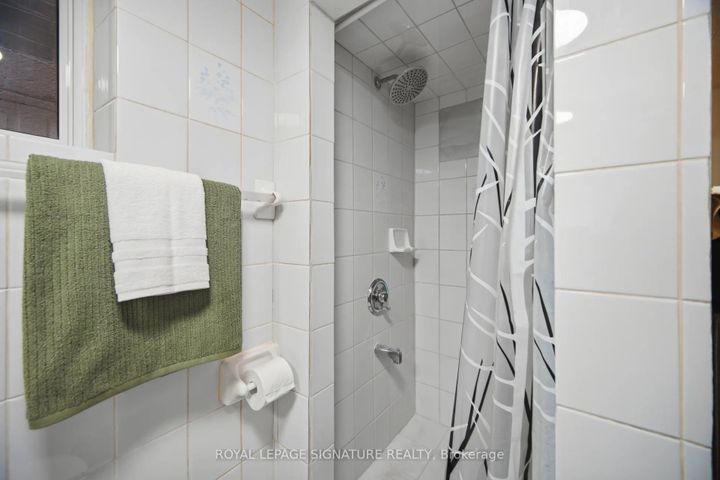 Photo 38 at 77 Ypres Road, Eglinton West, Toronto