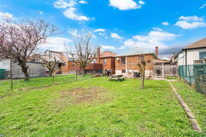 Photo 43 at 77 Ypres Road, Eglinton West, Toronto