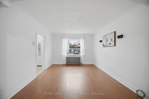 Photo 6 at 77 Ypres Road, Eglinton West, Toronto