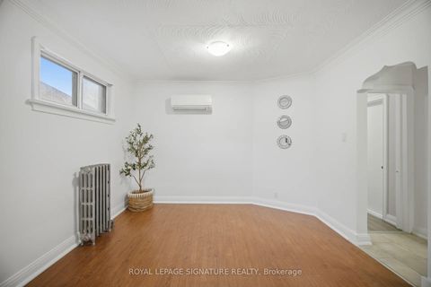 Photo 9 at 77 Ypres Road, Eglinton West, Toronto