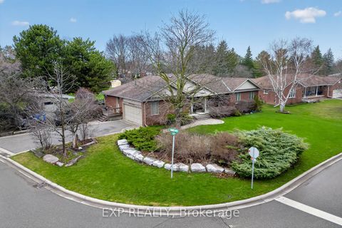 Photo 3 at 124 Ellis Avenue, Nobleton, King