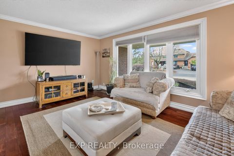 Photo 8 at 124 Ellis Avenue, Nobleton, King