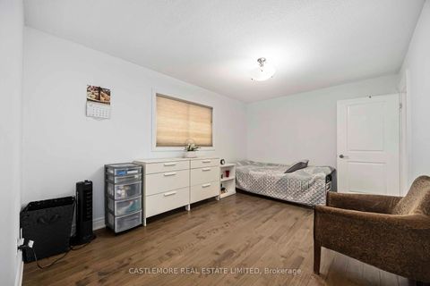 Photo 13 at 119 Spring Town Road, East Woodbridge, Vaughan