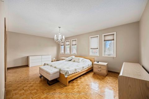 Photo 15 at 119 Spring Town Road, East Woodbridge, Vaughan