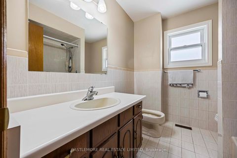 Photo 19 at 119 Spring Town Road, East Woodbridge, Vaughan