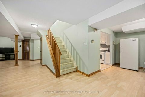 Photo 22 at 119 Spring Town Road, East Woodbridge, Vaughan