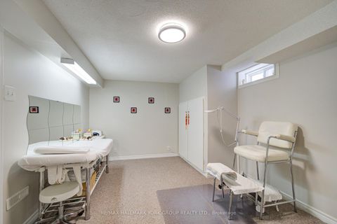 Photo 30 at 26 Regalia Way, Shore, Barrie