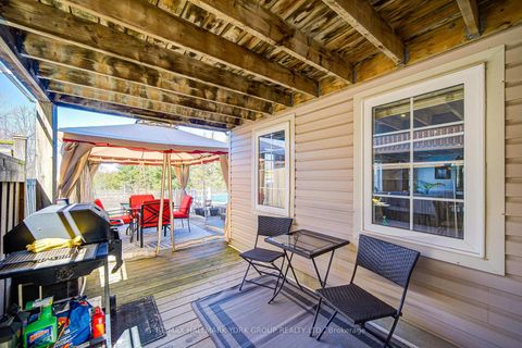 Photo 33 at 26 Regalia Way, Shore, Barrie