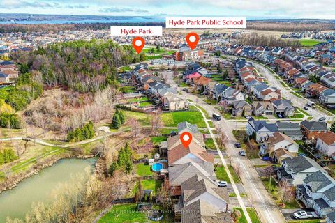 Photo 40 at 26 Regalia Way, Shore, Barrie