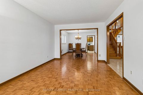 Photo 5 at 149 Castlehill Road, Maple, Vaughan