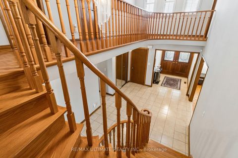 Photo 15 at 149 Castlehill Road, Maple, Vaughan