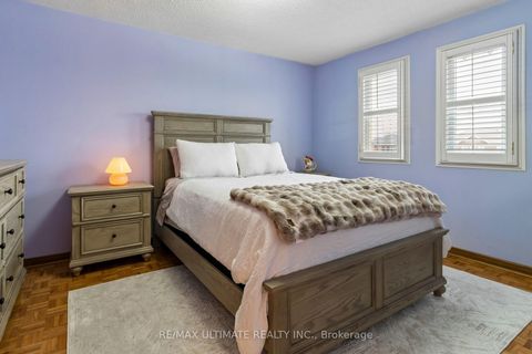 Photo 23 at 149 Castlehill Road, Maple, Vaughan