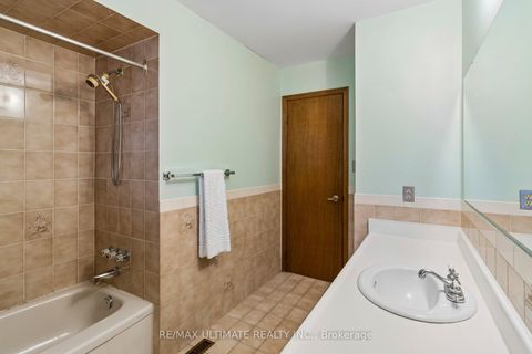 Photo 28 at 149 Castlehill Road, Maple, Vaughan