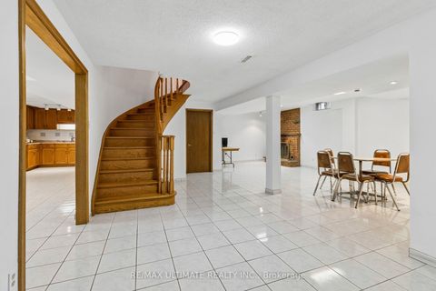 Photo 30 at 149 Castlehill Road, Maple, Vaughan