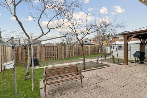 Photo 37 at 149 Castlehill Road, Maple, Vaughan