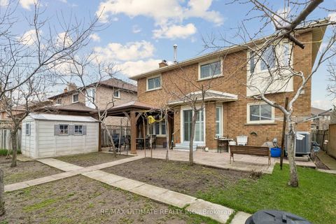 Photo 38 at 149 Castlehill Road, Maple, Vaughan