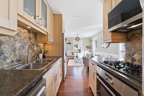 Photo 11 at 33 Cochrane Drive, Queensway, Toronto