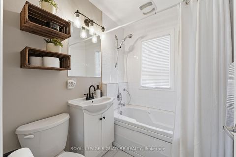 Photo 12 at 33 Cochrane Drive, Queensway, Toronto