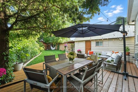 Photo 18 at 33 Cochrane Drive, Queensway, Toronto