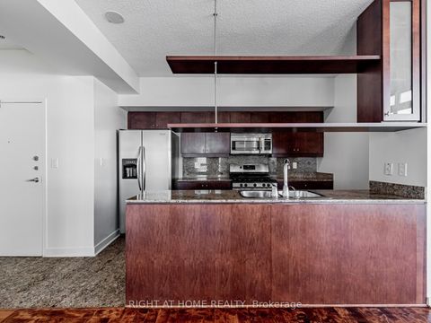 Photo 7 at 2908 - 3 Navy Wharf Court, Waterfront Communities C1, Toronto