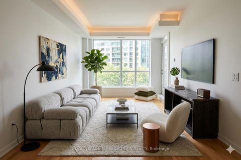 Photo 3 at 405 - 628 Fleet Street, Niagara, Toronto