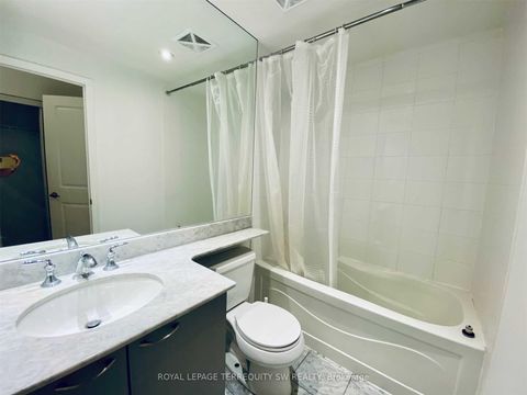 Photo 15 at 405 - 628 Fleet Street, Niagara, Toronto